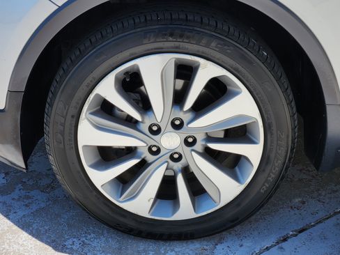Used 2018 Buick Encore Preferred FWD image 12