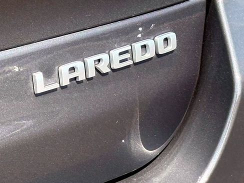 Certified 2025 Jeep Grand Cherokee L Laredo w/ Luxury Tech Group I AWD/4WD image 11