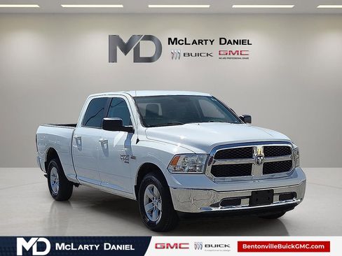 Used 2020 RAM 1500 Classic SLT RWD image 1