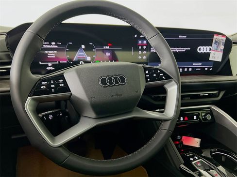 New 2025 Audi Q5 Premium Plus image 11