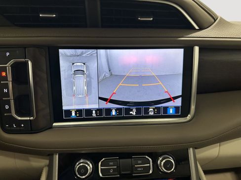 Used 2021 GMC Yukon Denali AWD/4WD image 14