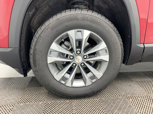 New 2026 Chevrolet Equinox LT image 12