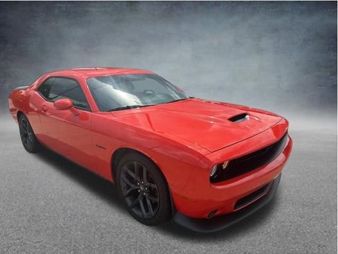 Used 2022 Dodge Challenger R/T w/ Plus Package RWD image 38