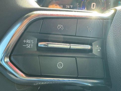 New 2026 Chevrolet Traverse LT image 11