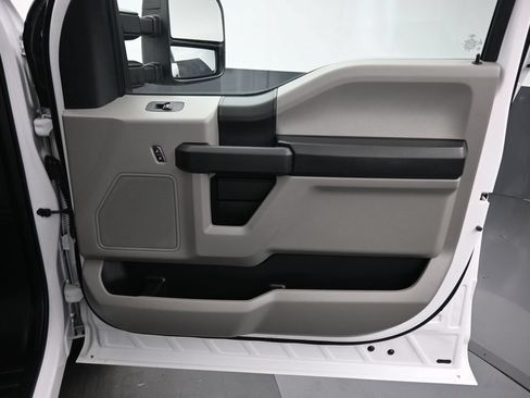 Used 2019 Ford F250 XL w/ XL Value Package RWD image 26