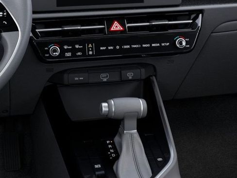 New 2025 Kia Niro LX FWD image 23