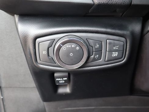 Used 2019 Lincoln Nautilus Select AWD/4WD image 31