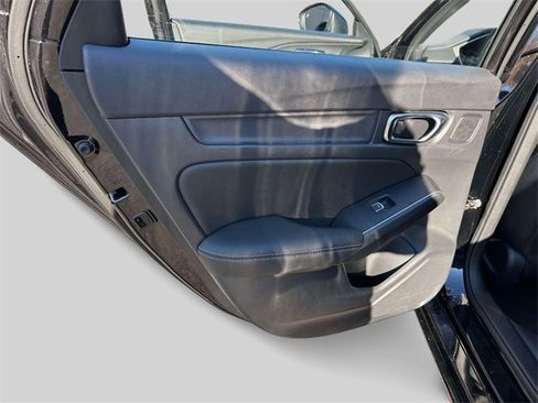 Used 2023 Acura Integra A-Spec image 18