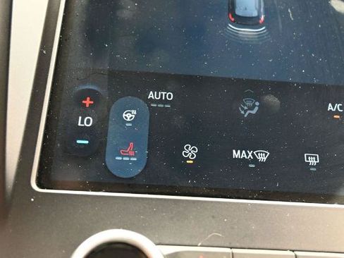 Certified 2024 Ford Edge SEL w/ Convenience Package AWD/4WD image 31