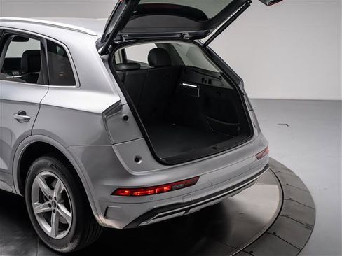 Used 2021 Audi Q5 2.0T Premium w/ Convenience Package image 10