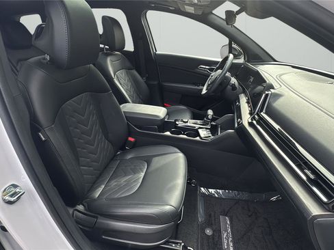 Used 2025 Kia Sportage X-Line w/ Premium Package AWD/4WD image 14