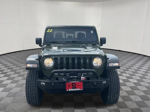 Used 2022 Jeep Gladiator Rubicon w/ Cold Weather Group AWD/4WD image 8