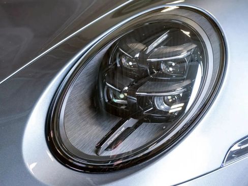 Used 2026 Porsche 911 GT3 RWD image 35