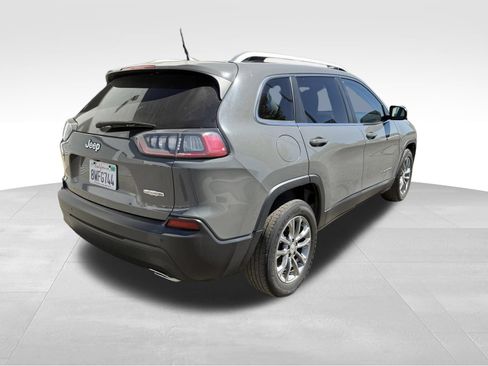 Used 2021 Jeep Cherokee Latitude Lux FWD image 3