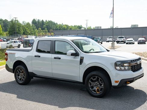 Used 2023 Ford Maverick Tremor w/ Tremor Off-Road Package AWD/4WD image 12