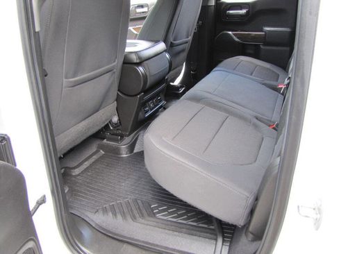 Used 2020 GMC Sierra 1500 Elevation w/ Elevation Value Package image 18