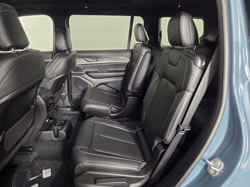 New 2026 Jeep Grand Cherokee L Limited RWD image 16