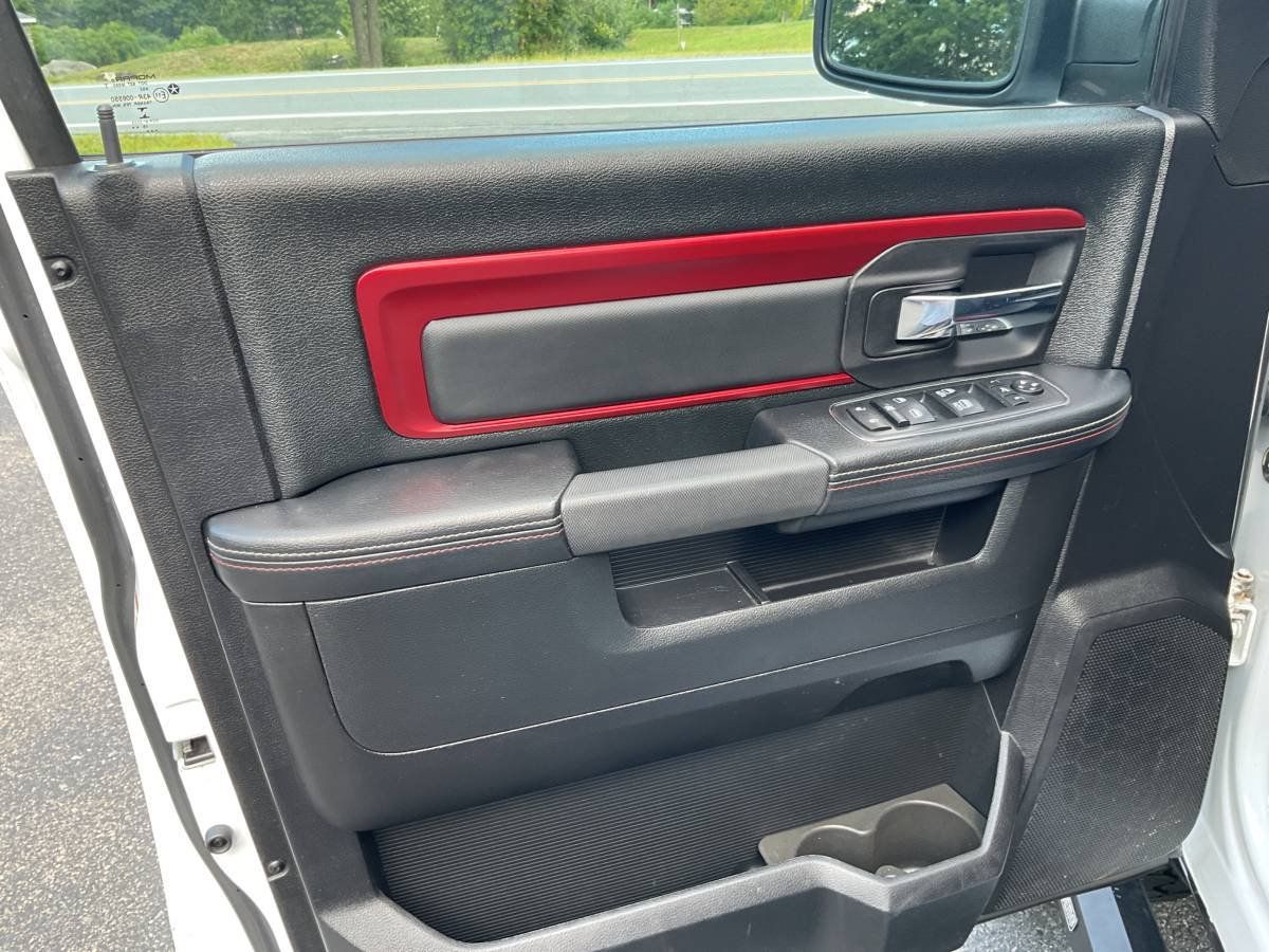Used 2016 RAM 1500 Rebel w/ Luxury Group AWD/4WD image 4