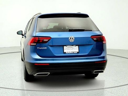 Used 2018 Volkswagen Tiguan S FWD image 6