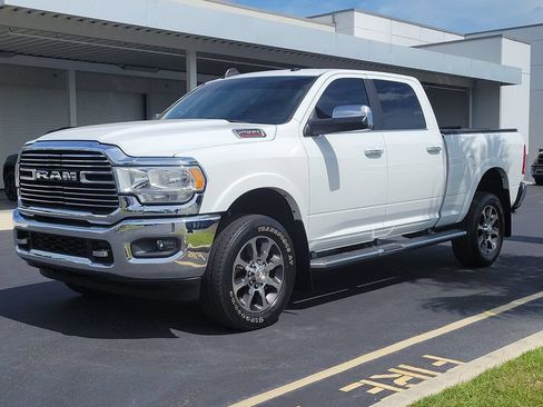 Used 2020 RAM 2500 Big Horn w/ Level 1 Equipment Group AWD/4WD image 3