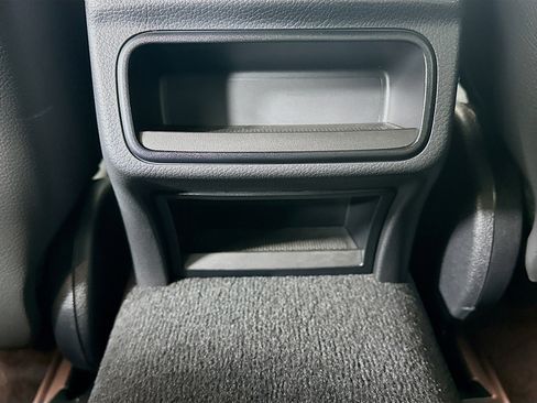 Certified 2025 Mercedes-Benz C 300 4MATIC Sedan image 32