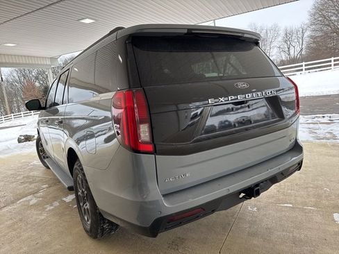 Used 2025 Ford Expedition Max Active image 5