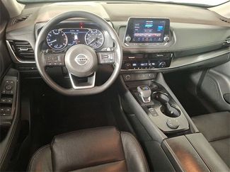 Used 2021 Nissan Rogue SV video 2