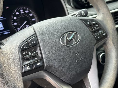 Used 2020 Hyundai Tucson SE FWD image 24