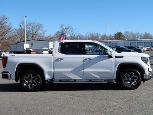 New 2026 GMC Sierra 1500 SLT w/ SLT Premium Plus Package image 3