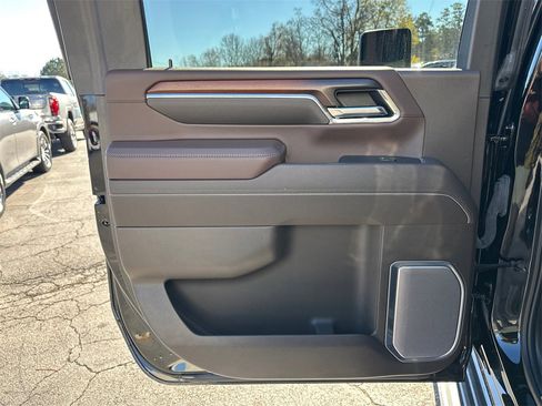 Used 2024 GMC Sierra 2500 Denali w/ Denali Reserve Package image 22