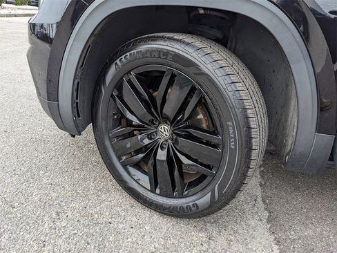 Used 2019 Volkswagen Atlas SEL Premium image 37