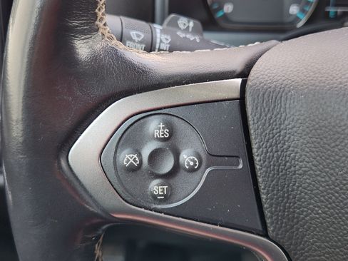 Used 2019 Chevrolet Silverado 1500 LT AWD/4WD image 29