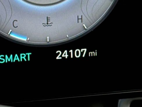 Used 2025 Hyundai Elantra SEL image 38