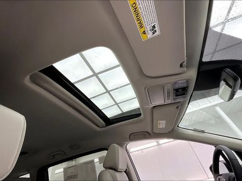 New 2026 Honda Odyssey EX-L image 10