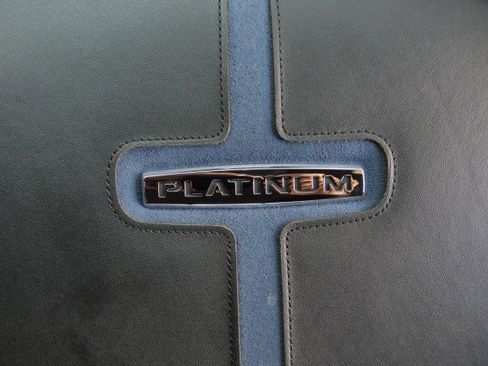 Used 2025 Ford F450 Platinum w/ FX4 Off-Road Package image 20