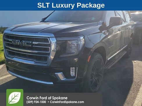 Used 2022 GMC Yukon XL SLT w/ SLT Luxury Package image 2