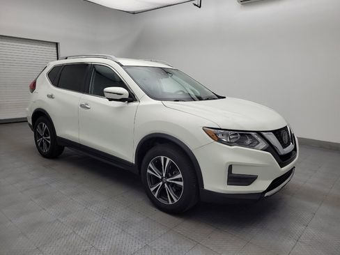Used 2020 Nissan Rogue SV w/ Premium Package FWD image 13