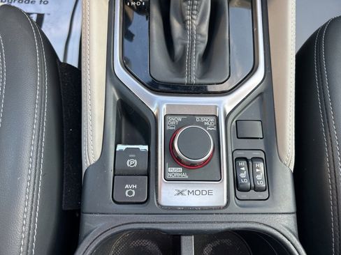 Used 2022 Subaru Forester Limited image 32