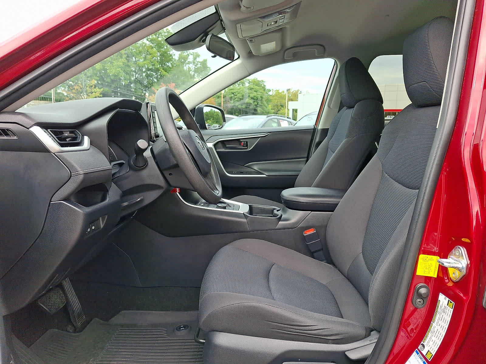 Certified 2020 Toyota RAV4 LE w/ Carpet Mat Package AWD/4WD image 16
