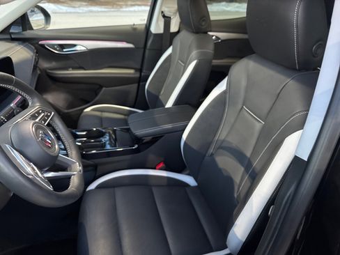 Used 2024 Buick Envision Sport Touring image 8