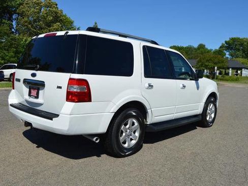 Used 2010 Ford Expedition XLT AWD/4WD image 8