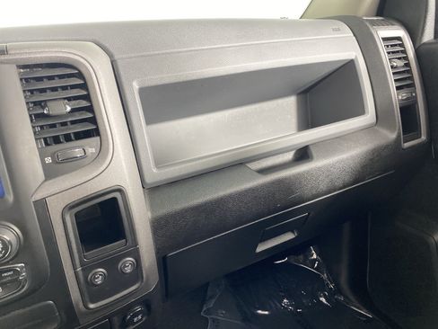Used 2019 RAM 1500 Express w/ Wheel & Sound Group AWD/4WD image 30