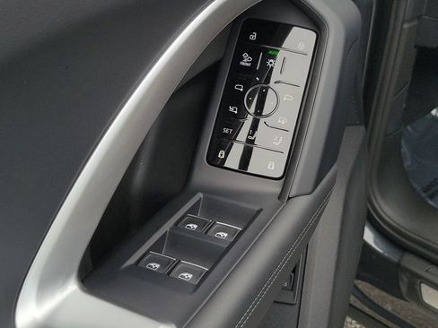 Certified 2025 Audi Q5 Premium w/ Premium Plus AWD/4WD image 21