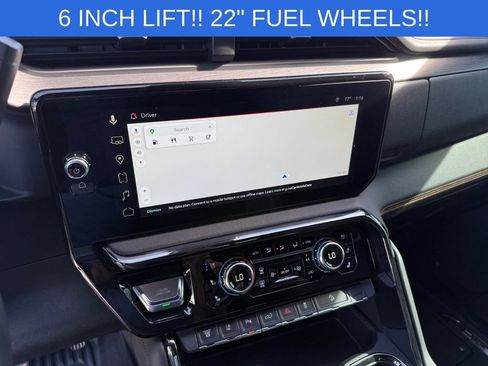 Used 2024 GMC Sierra 2500 AT4 w/ AT4 Premium Plus Package AWD/4WD image 19