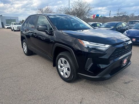 Used 2023 Toyota RAV4 LE image 10