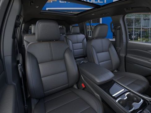 New 2026 Chevrolet Traverse High Country image 16