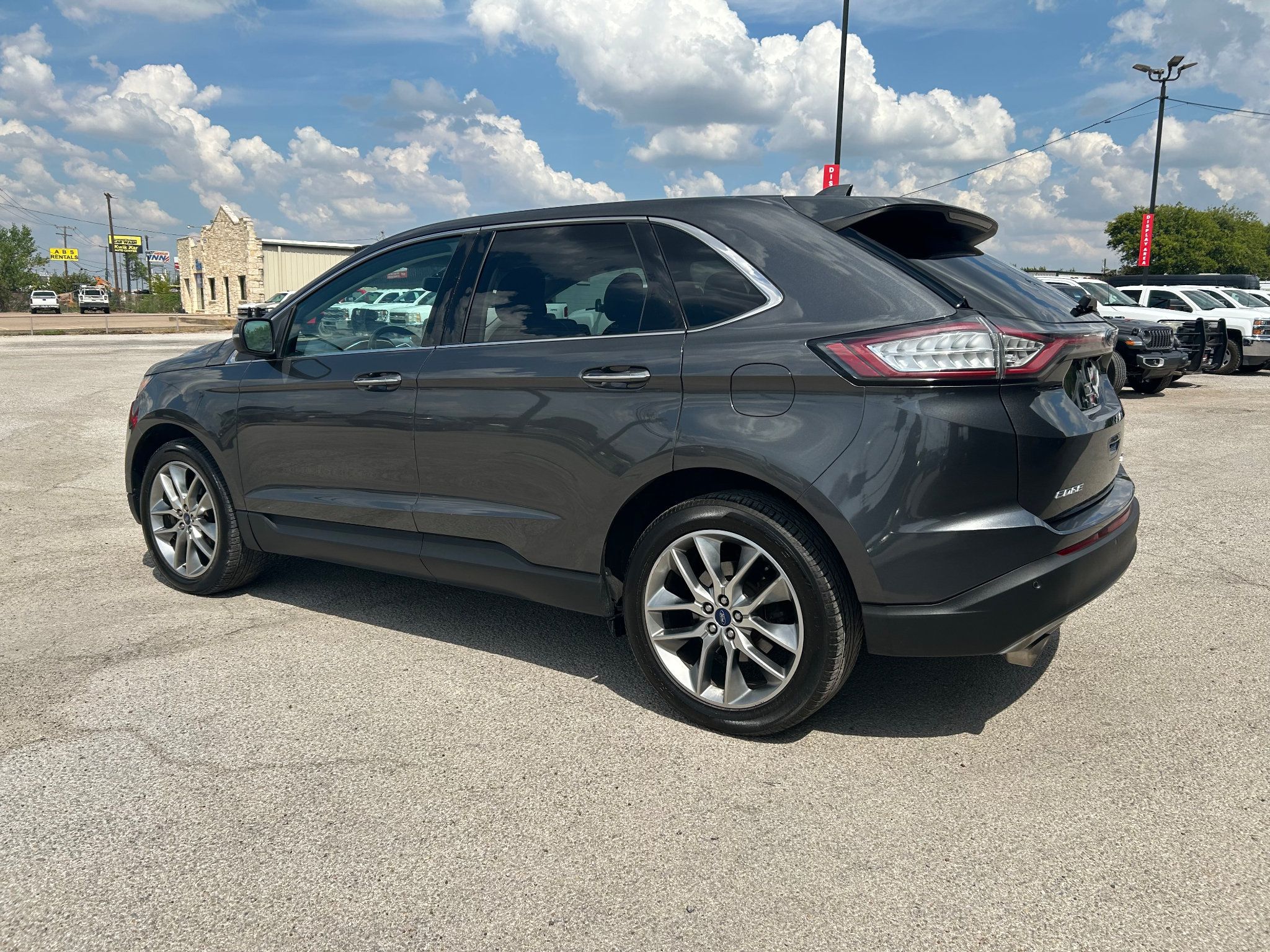 Used 2015 Ford Edge Titanium w/ Equipment Group 301A FWD image 2