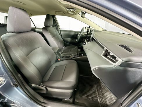 Used 2024 Toyota Corolla LE image 29