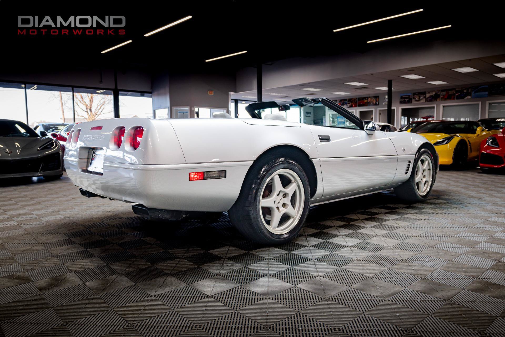 Used 1996 Chevrolet Corvette Convertible RWD image 25