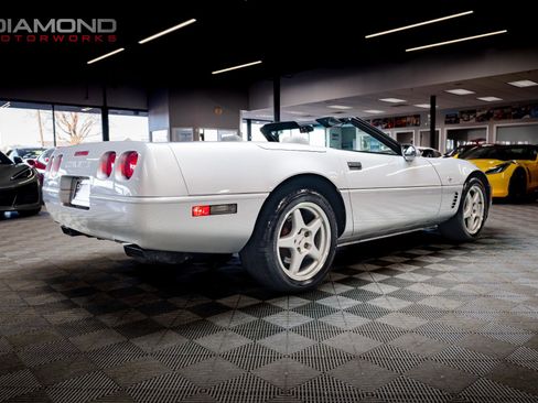Used 1996 Chevrolet Corvette Convertible image 25